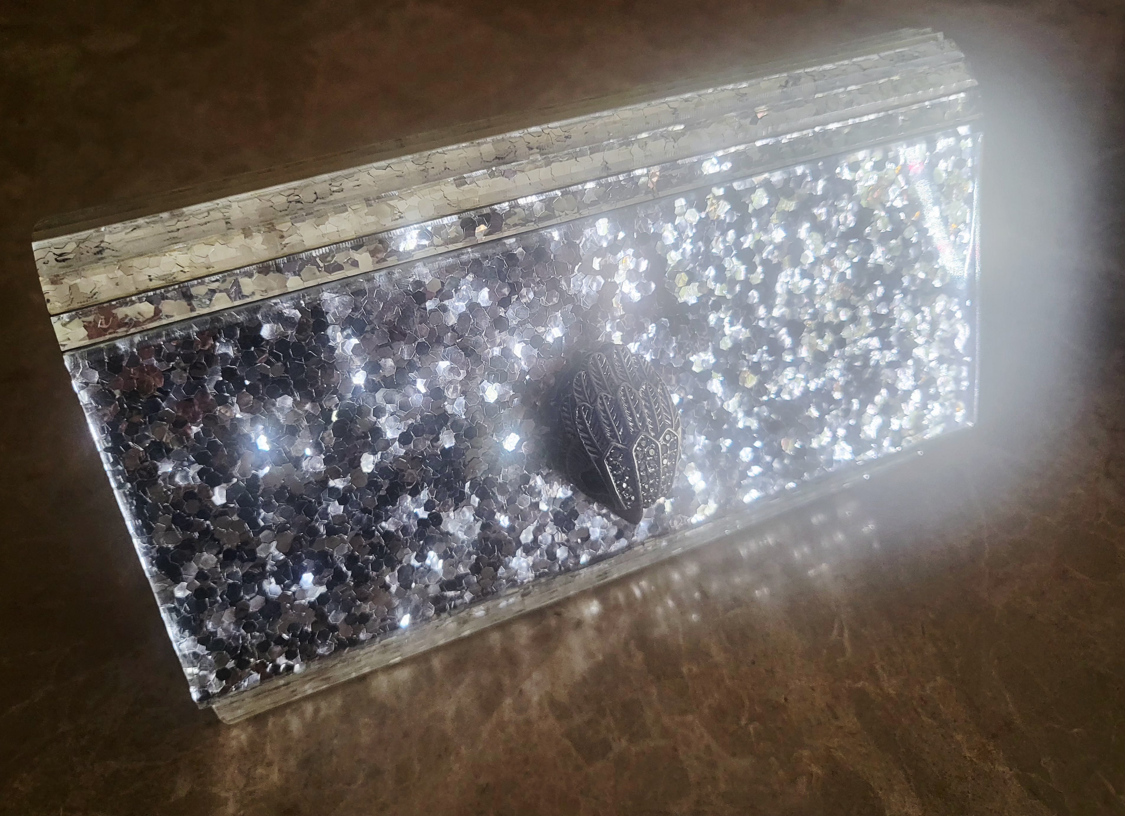 Kurt Geiger London Silver Glitter Acrylic Party Eagle Clutch Evening Bag.