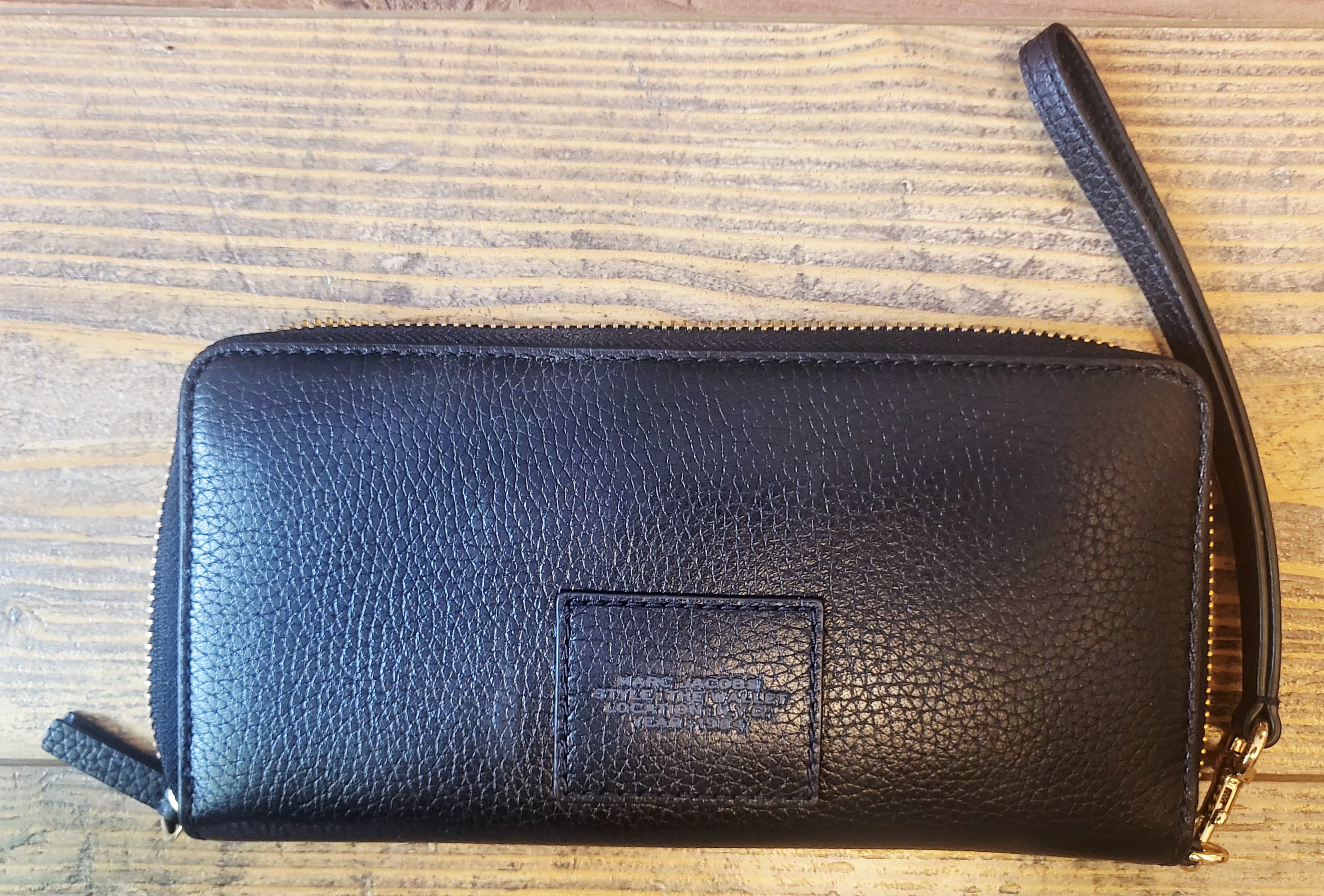 Marc Jacobs The Wallet Black Leather Zip-Around Continental Wristlet Wallet.