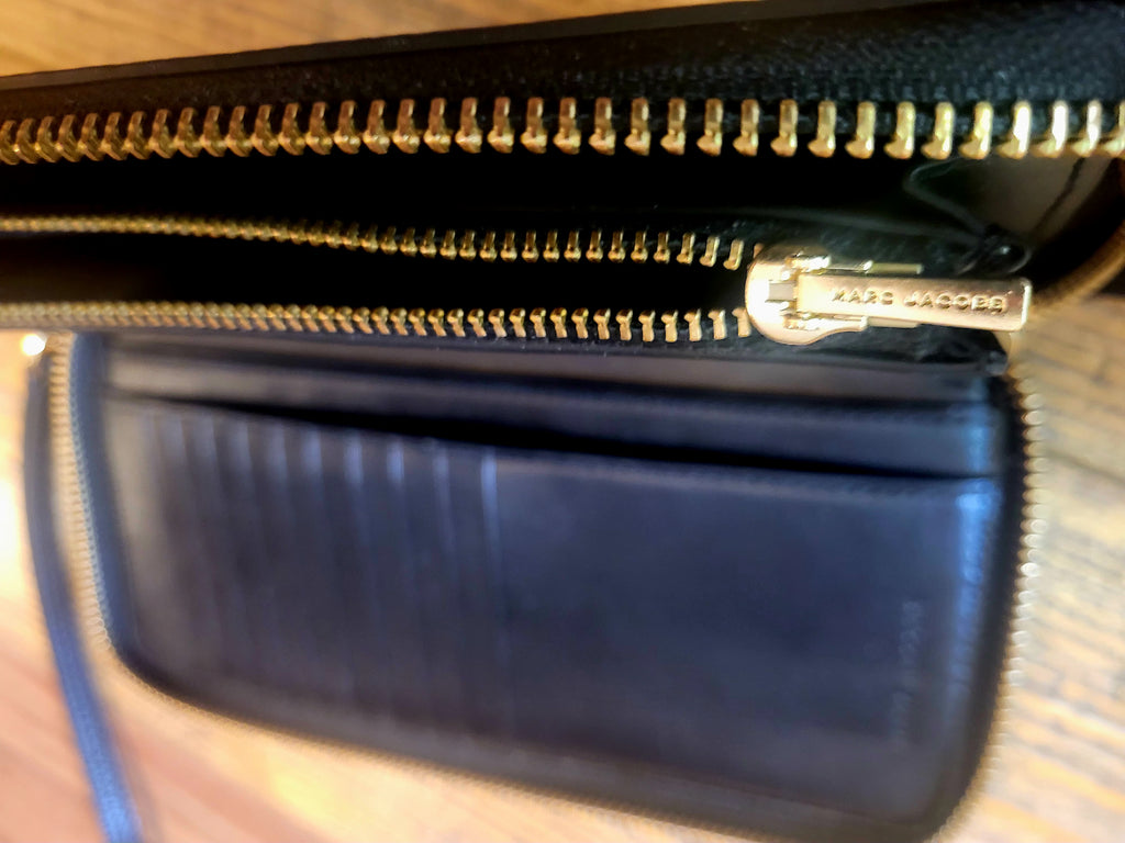 Marc Jacobs The Wallet Black Leather Zip-Around Continental Wristlet Wallet.